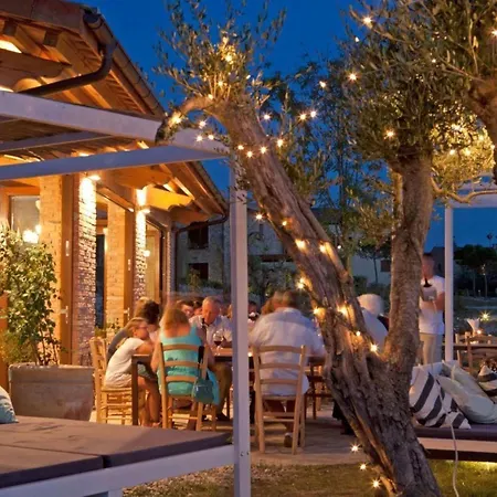 I Spazio Mit Pool By Interhome Appartamento *